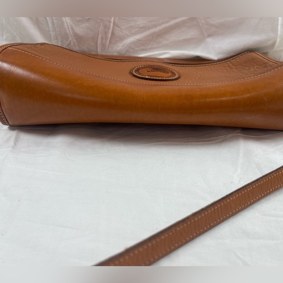 Vintage Dooney & Bourke All Weather Brown Leather Crossbody Bag - Picture 14 of 14